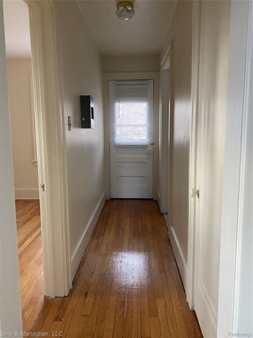 203 Virginia Avenue, Royal Oak, MI 48067
