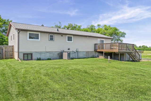 W7070 2nd STREET, Onalaska, WI 54650