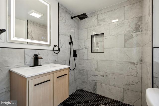 107 TO 115 W THOMPSON ST, Philadelphia, PA 19122