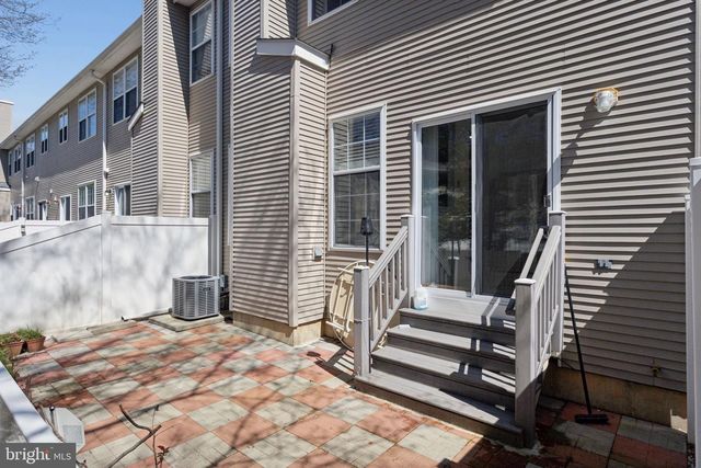 701 DAHLIA CIR, Dayton, NJ 08810