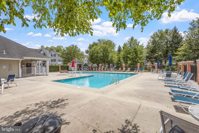 701 DAHLIA CIR, Dayton, NJ 08810
