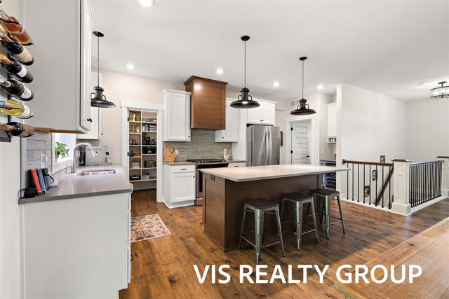 6318 Eaglewood Drive, Hudsonville, MI 49426