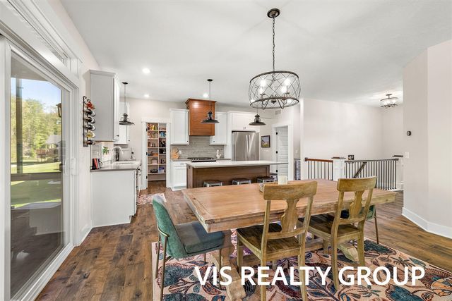 6318 Eaglewood Drive, Hudsonville, MI 49426