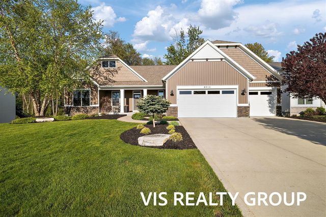 6318 Eaglewood Drive, Hudsonville, MI 49426