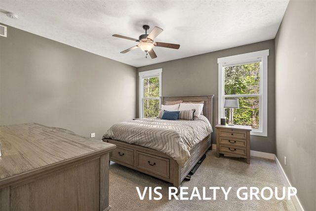 6318 Eaglewood Drive, Hudsonville, MI 49426