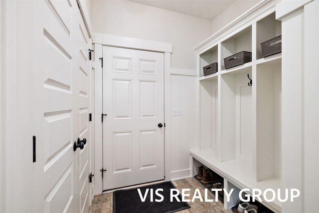 6318 Eaglewood Drive, Hudsonville, MI 49426