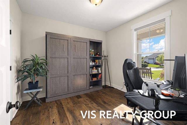 6318 Eaglewood Drive, Hudsonville, MI 49426