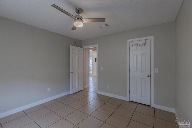 4342 Lorraine Ct, Gulf Breeze, FL 32563