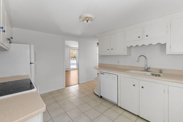 351 Swift Avenue, Osterville, MA 02655