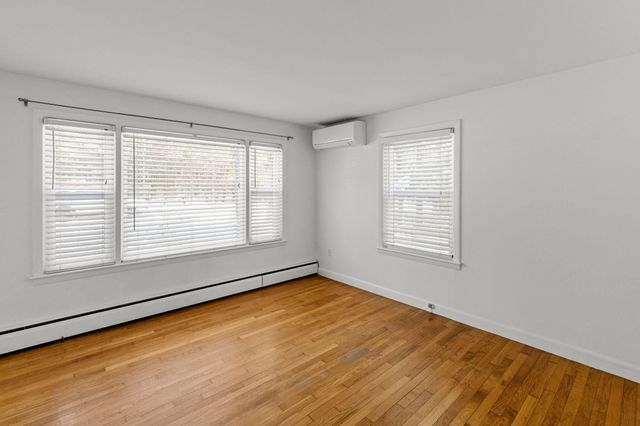 351 Swift Avenue, Osterville, MA 02655