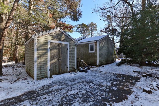 351 Swift Avenue, Osterville, MA 02655