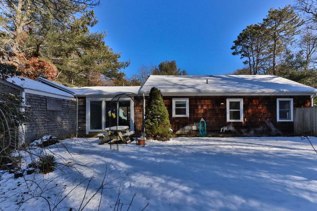 351 Swift Avenue, Osterville, MA 02655