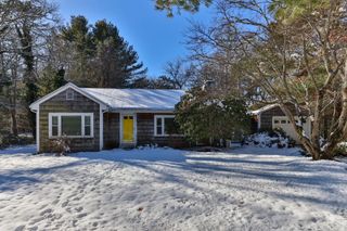 351 Swift Avenue, Osterville, MA 02655