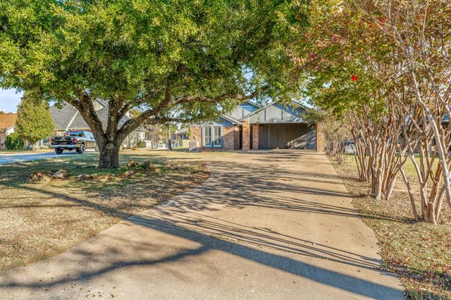 6226 Tezcuco Court, Granbury, TX 76049
