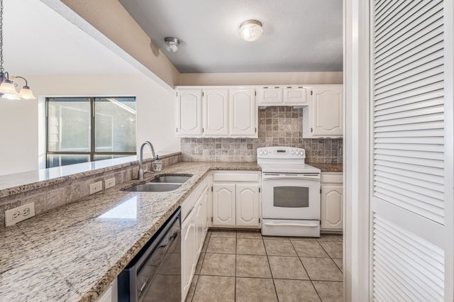 6226 Tezcuco Court, Granbury, TX 76049