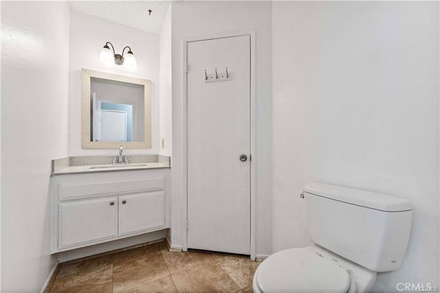 3520 Maricopa Street 16, Torrance, CA 90503