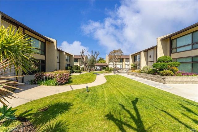 3520 Maricopa Street 16, Torrance, CA 90503