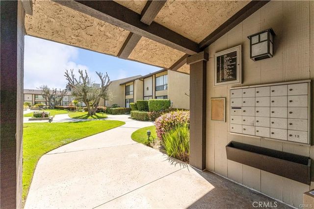 3520 Maricopa Street 16, Torrance, CA 90503