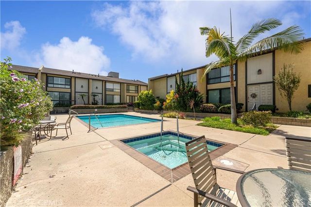 3520 Maricopa Street 16, Torrance, CA 90503