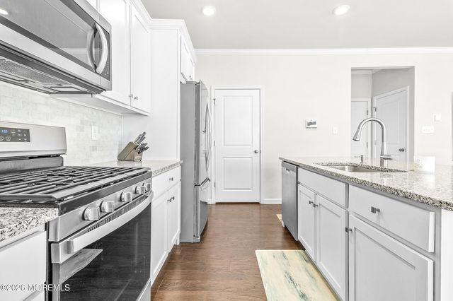 24 Wright Road, Barnegat, NJ 08005