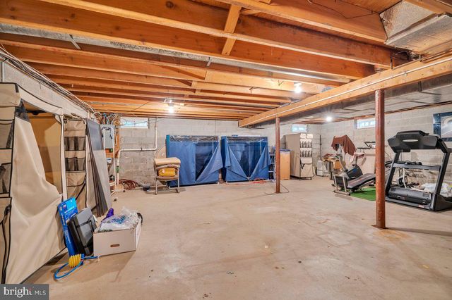 52 MEER DR, Feasterville Trevose, PA 19053