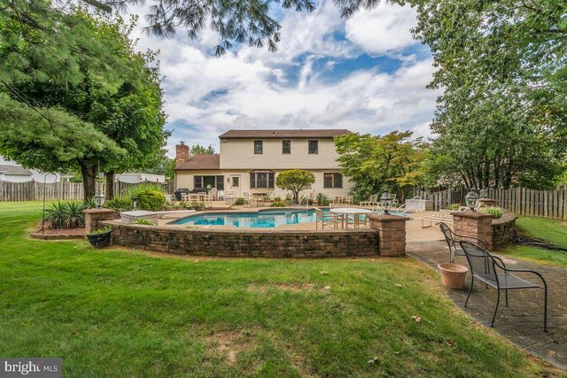 52 MEER DR, Feasterville Trevose, PA 19053