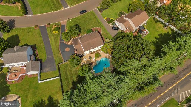 52 MEER DR, Feasterville Trevose, PA 19053
