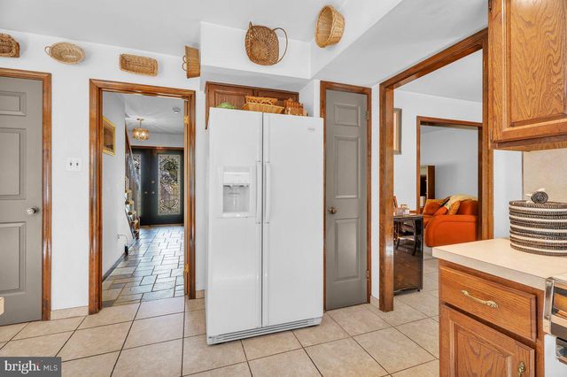 52 MEER DR, Feasterville Trevose, PA 19053