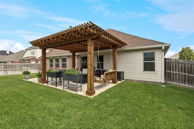 300 Millington Trail, Mansfield, TX 76063