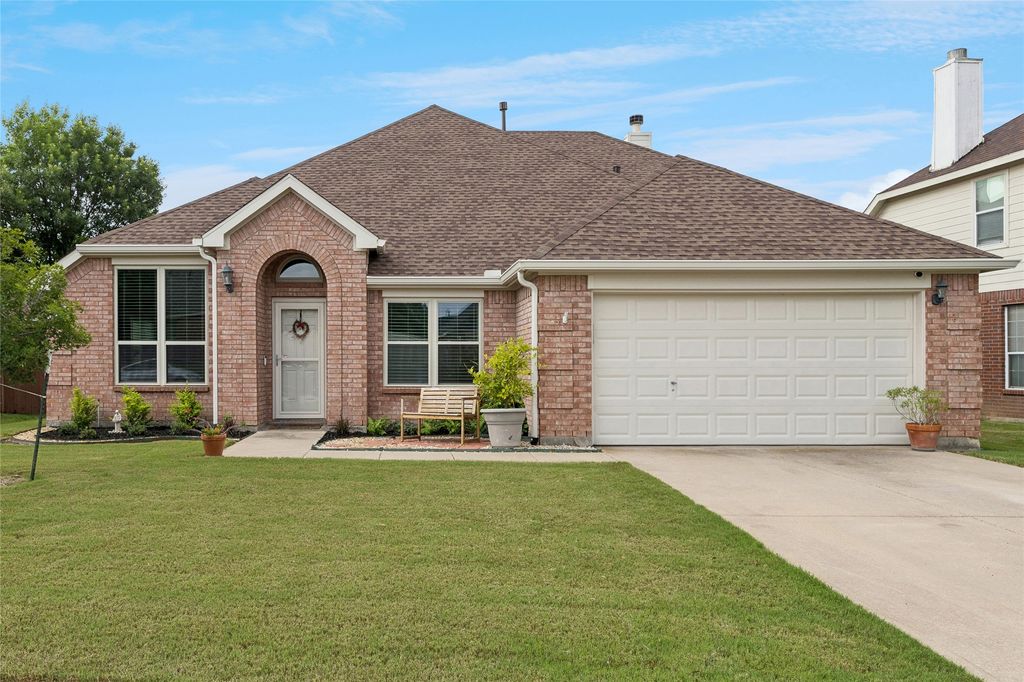 300 Millington Trail, Mansfield, TX 76063