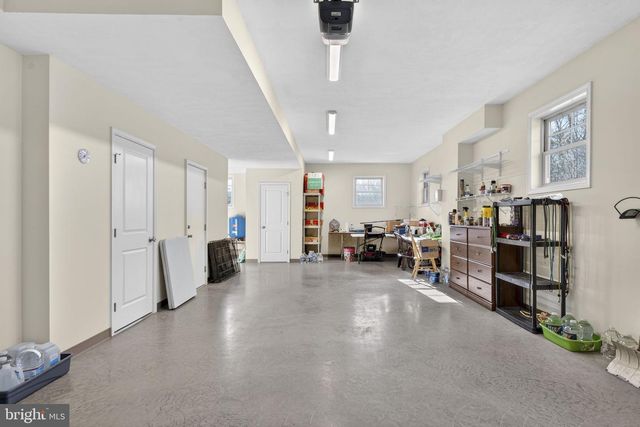 317 CROW DR, Winchester, VA 22602