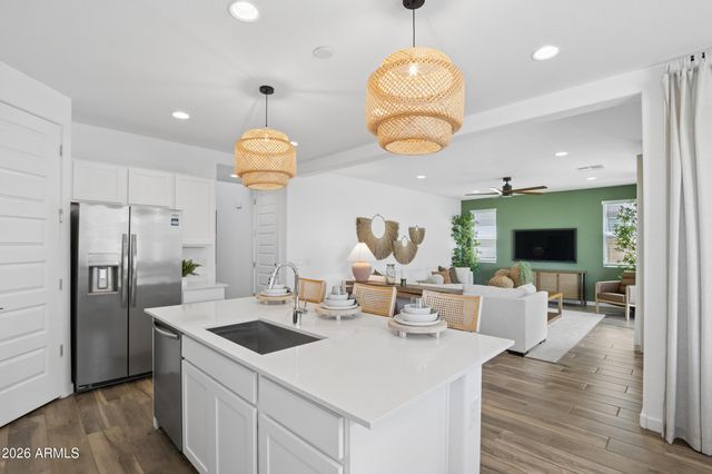 8346 E PETRA Avenue, Mesa, AZ 85212