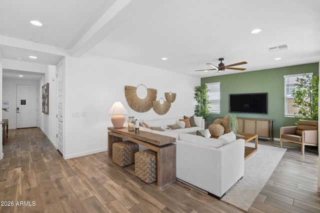 8346 E PETRA Avenue, Mesa, AZ 85212