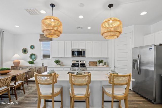 8346 E PETRA Avenue, Mesa, AZ 85212