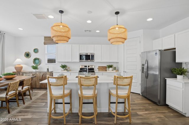 8346 E PETRA Avenue, Mesa, AZ 85212