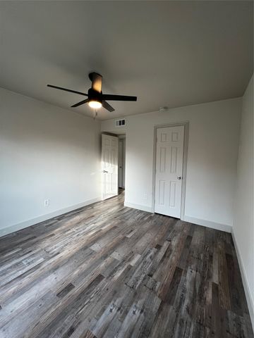 2505 Clearwood Drive, Arlington, TX 76014