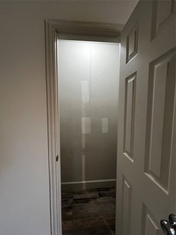 2505 Clearwood Drive, Arlington, TX 76014