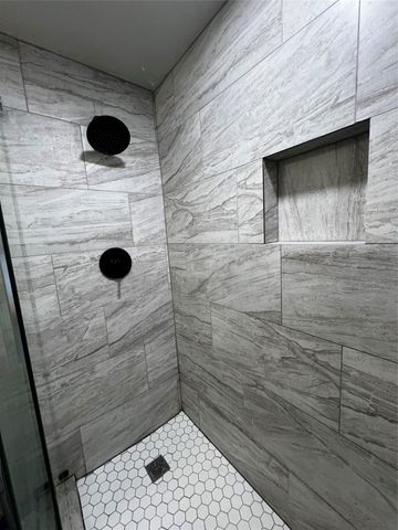 2505 Clearwood Drive, Arlington, TX 76014