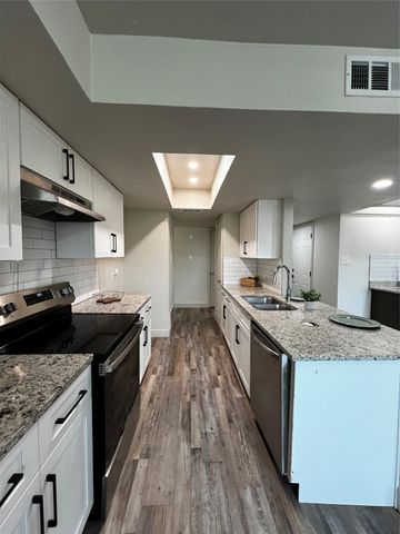 2505 Clearwood Drive, Arlington, TX 76014