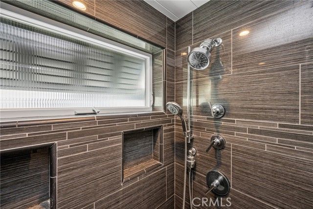 306 Alvarado Place, Newport Beach, CA 92661