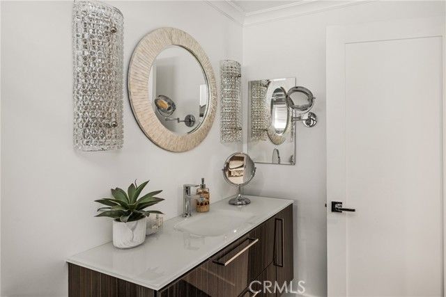 306 Alvarado Place, Newport Beach, CA 92661