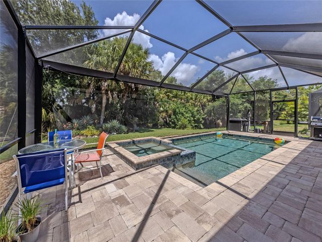 2030 MESIC HAMMOCK WAY, Venice, FL 34292