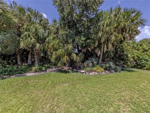 2030 MESIC HAMMOCK WAY, Venice, FL 34292