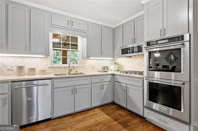 1820 Branch Valley Drive, Roswell, GA 30076