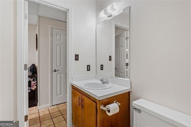 1820 Branch Valley Drive, Roswell, GA 30076