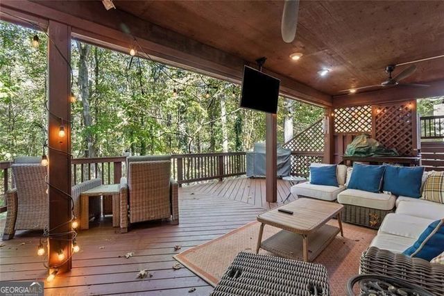 1820 Branch Valley Drive, Roswell, GA 30076