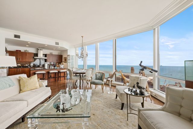 401 N wabash Avenue 74F, Chicago, IL 60611