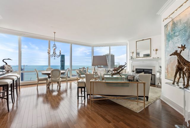 401 N wabash Avenue 74F, Chicago, IL 60611