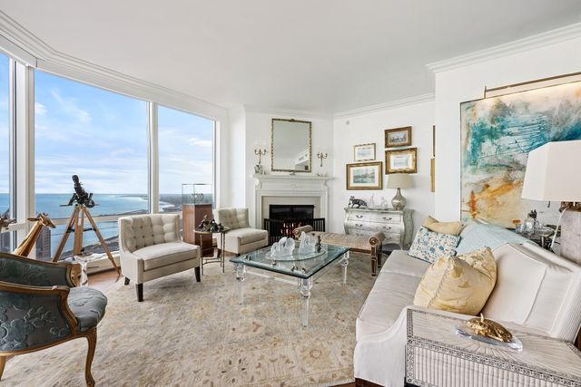 401 N wabash Avenue 74F, Chicago, IL 60611