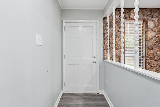 1015 Towering Oaks Drive, Jacksonville, AR 72076